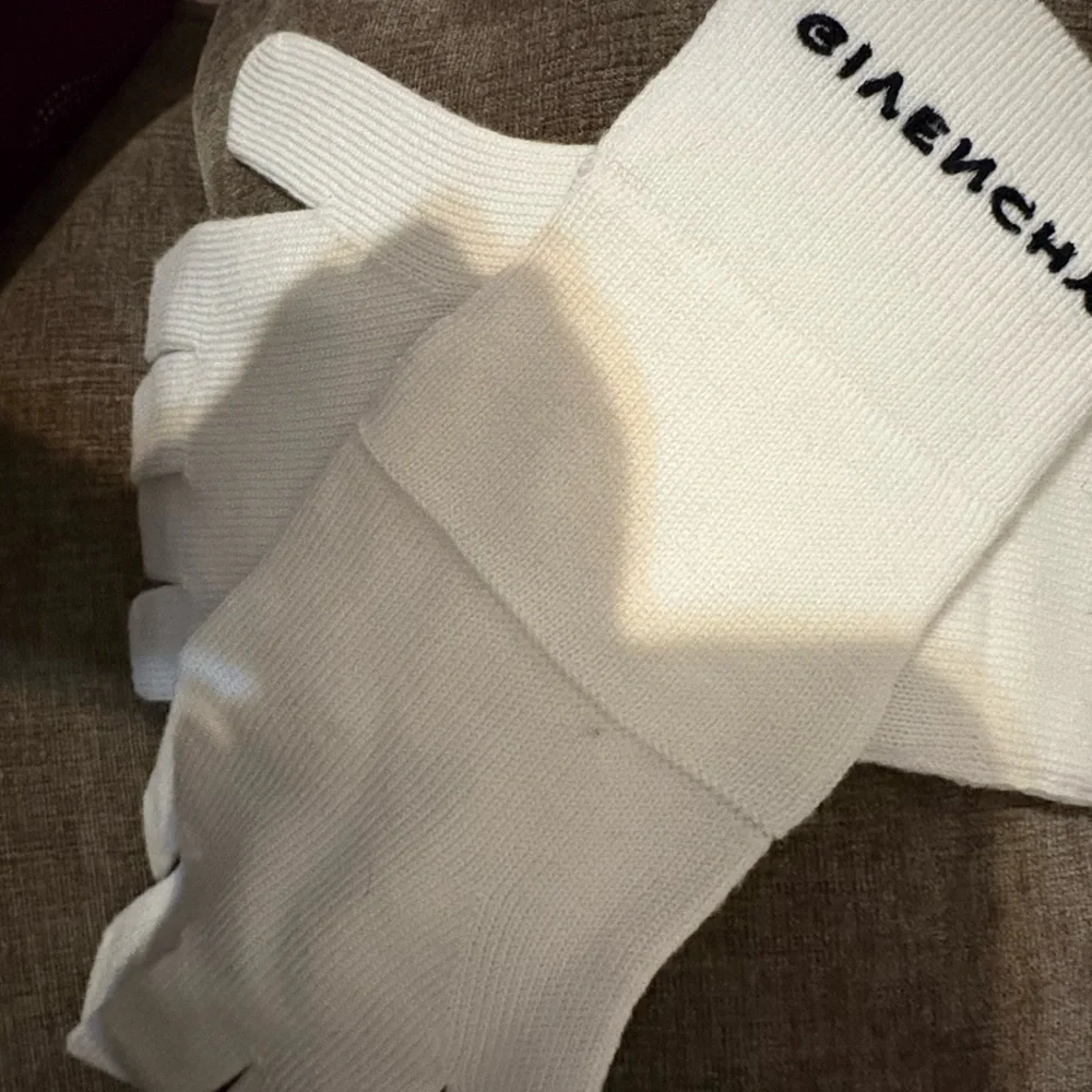 Givenchy Cream Logo Knit Gloves — Luxury Winter Designer Accessory